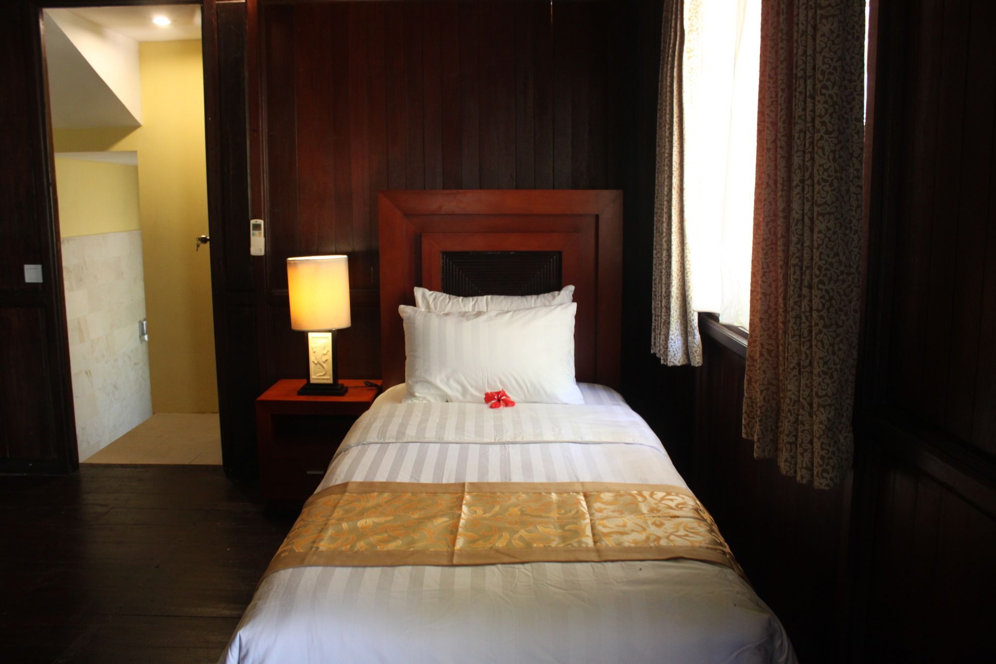 Puri Komodo Hotel 3*