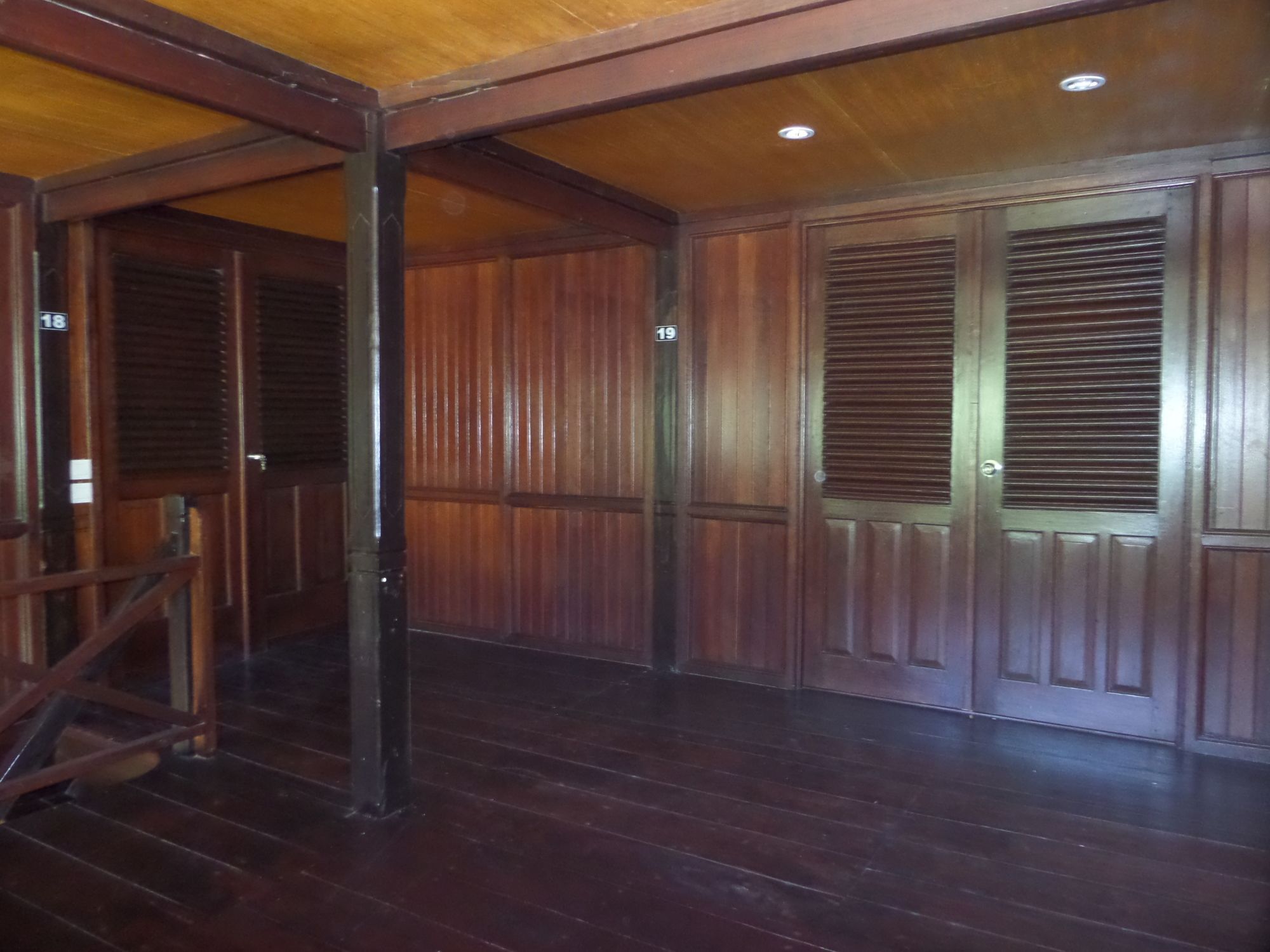 Puri Komodo Hotel